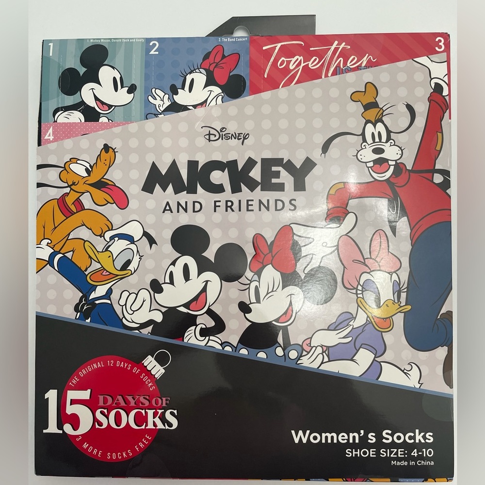 🌟3 for $35🌟 Disney Mickey & Friends Women’s Socks